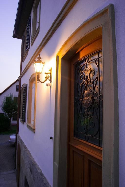 Exklusive Ferienwohnung Geisfeld Pokoj fotografie